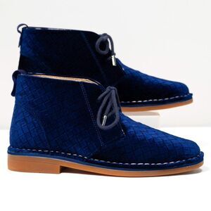 Hush Puppies Cyra Catelyn Navy Velvet Chukka Lace-up Ankle Booties Size 7